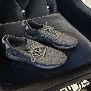 Yeezy Black and Gray Men's Sneakers